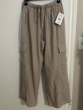 Splendid Beige Wide-Leg Cargo Track Pants